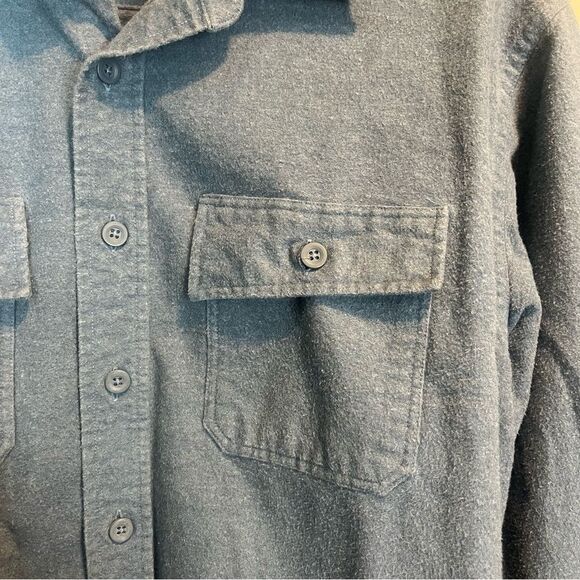 L.L Bean Blue Long Sleeve Button Down 100% Cotton Size XL - Picture 3 of 7